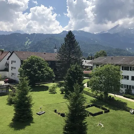 Panoramic Mountain * 加爾米施-帕滕基興
